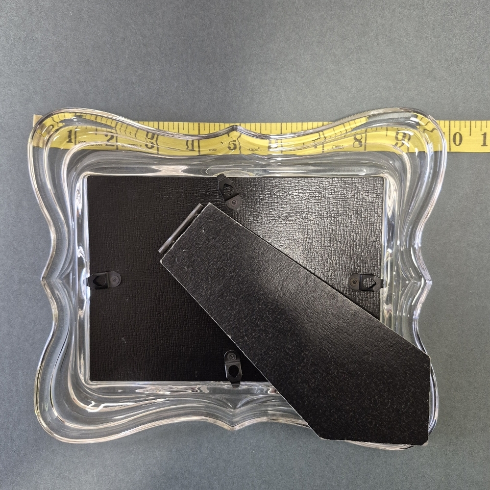 Elegant Clear Glass Picture Frame - Crystal? - Picture 7 of 7